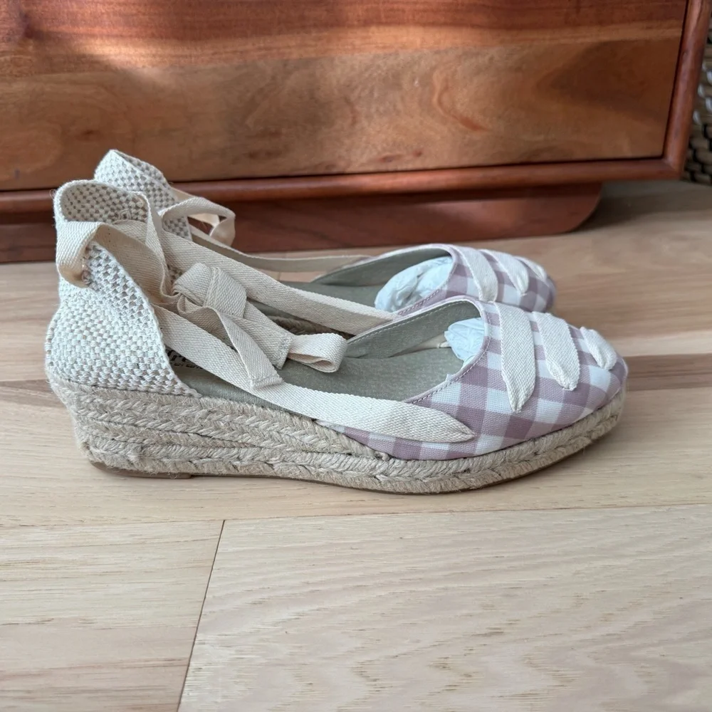 Childrenchic Canvas Stylish Beige Checkered Espadrille Wedges Size 40 (US 8)